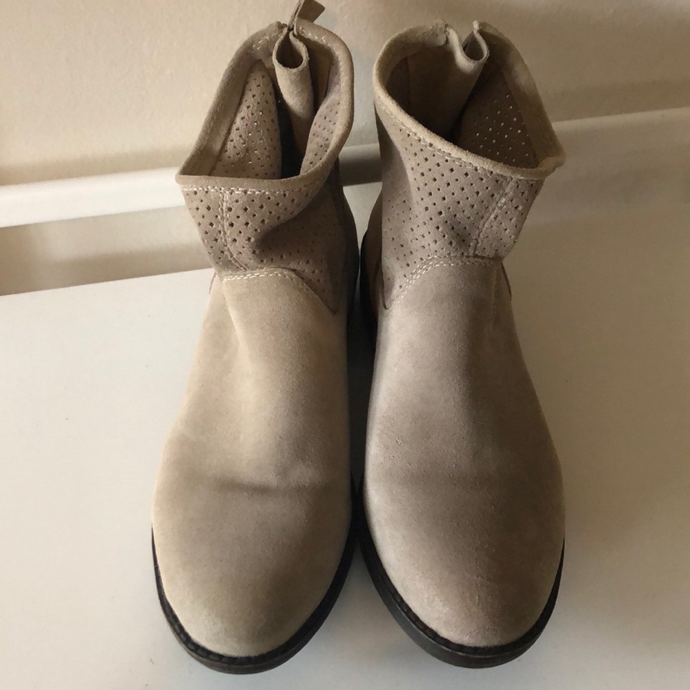 Nine West, Beige booties, W6.5